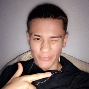 Meet your Posher, Dominic